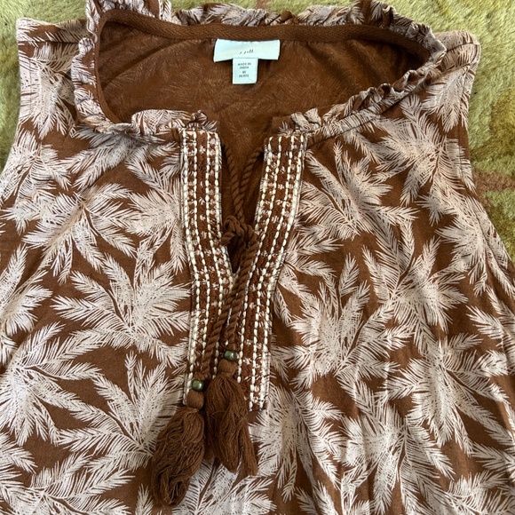 Bellissima Tasseled Top Peasant Blouse Tassel Split Neck Floral- Medium Petite - Picture 8 of 8